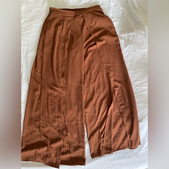 Fashion Nova Wide Leg Slit Pants - Picture 5 of 5